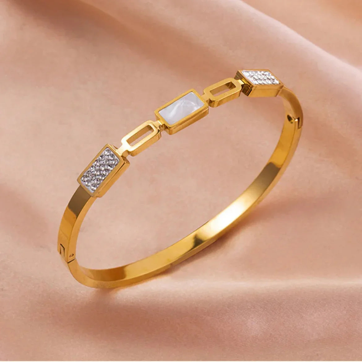 Stainless Steel Gold Plated Mother of Pearls Geometric Anti-Tarnish Bracelet For Women - ELL DESIGNS