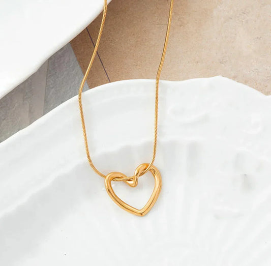 Gold-Plated Anti Tarnish Heart Themed Pendant - ELL DESIGNS