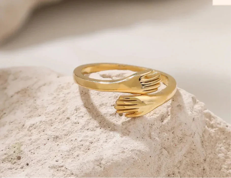 Gold-Plated Hug Shaped Adjustable Finger Ring - ELL DESIGNS