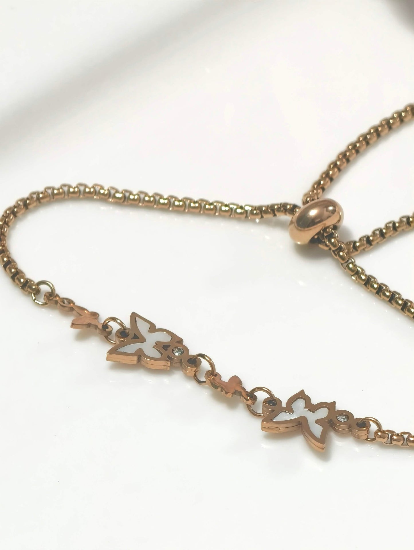 White butterfly, adjustable bracelet