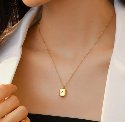 Gold-Plated Anti Tarnish Gold-Toned Star themed Geometric Pendant
